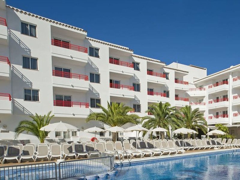 Coral Star Apartments 4