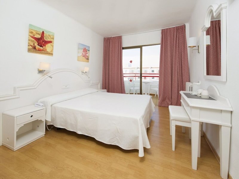 Coral Star Apartments 28