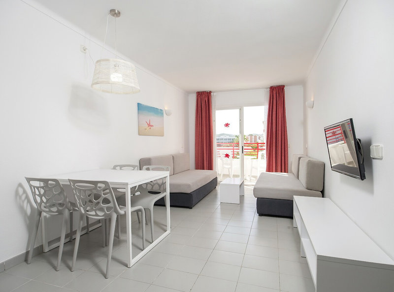 Coral Star Apartments 9
