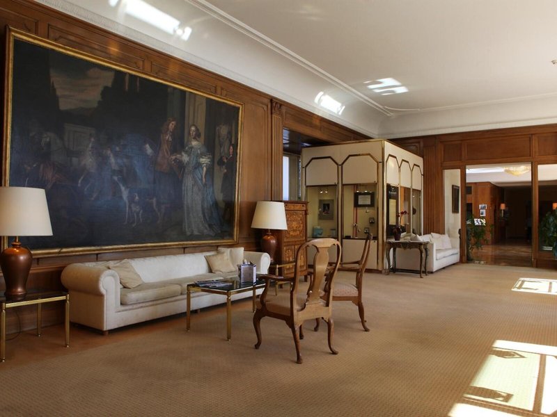 Hotel du Grand Lac Excelsior 6