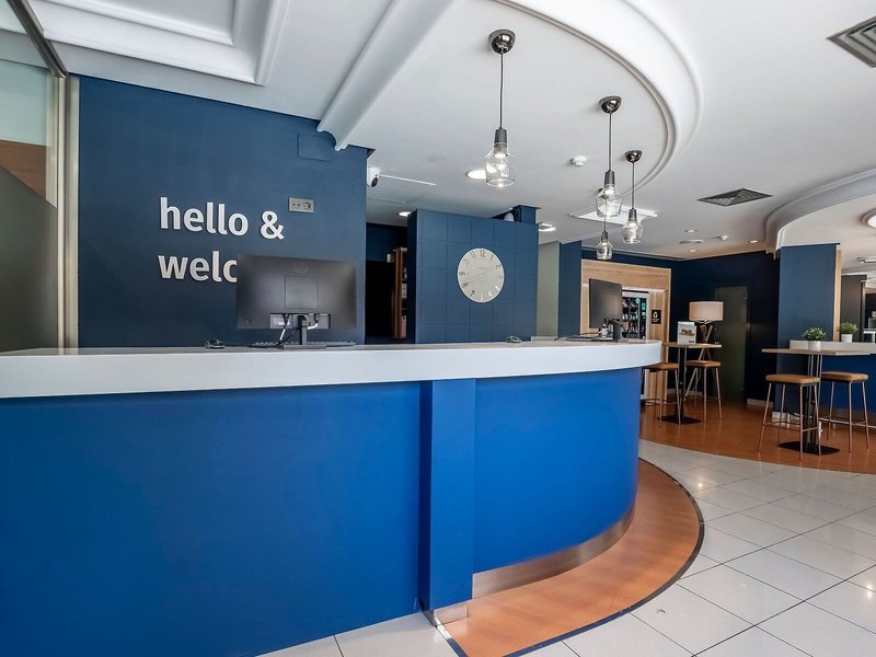 Travelodge Alicante Puerto 11