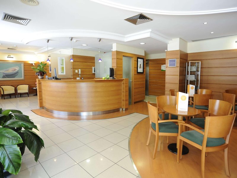 Travelodge Alicante Puerto 16