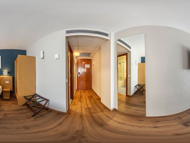 Travelodge Alicante Puerto 40