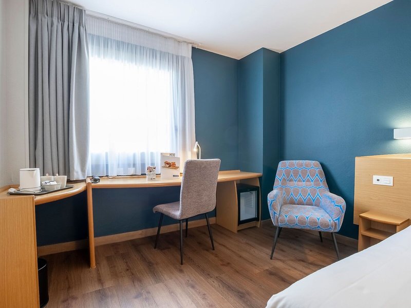 Travelodge Alicante Puerto 48