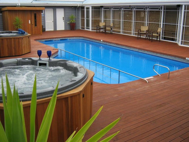 VR Rotorua Lake Resort 1