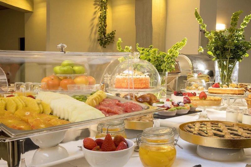 Hotel Royal Bissolati 18