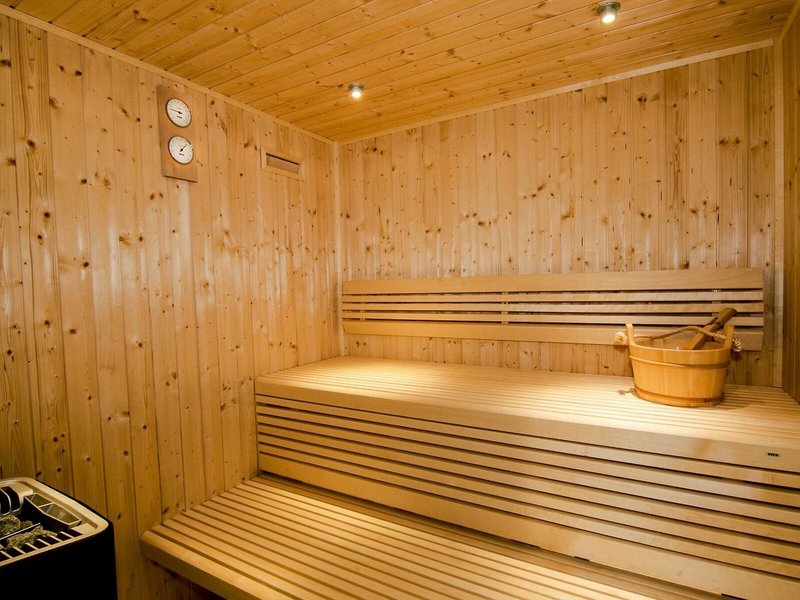 Al Murooj Grand Hotel 17