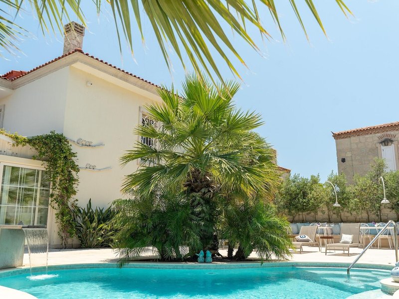 The Local House Alacati 7