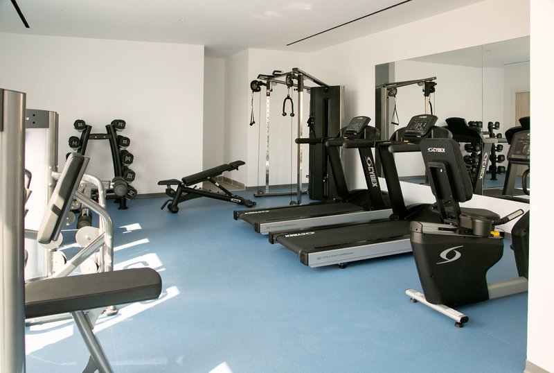 Paramount 36 - Sports and leisure