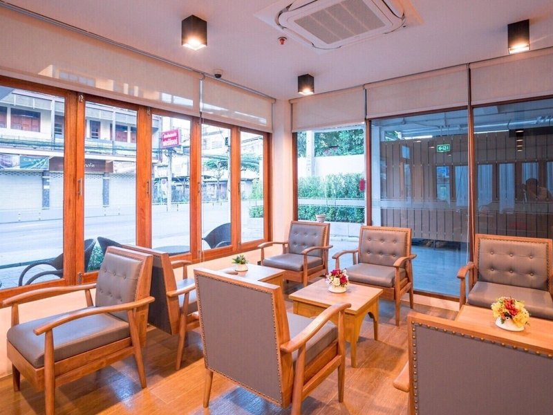 Darley Hotel Chiangmai 8