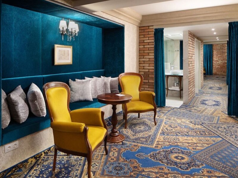 Mystery Hotel Budapest 7
