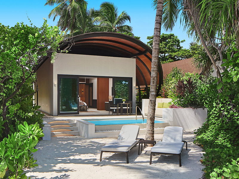 The Westin Maldives Miriandhoo Resort 12