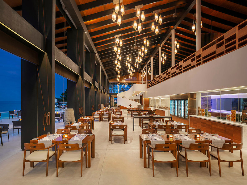 The Westin Maldives Miriandhoo Resort 15
