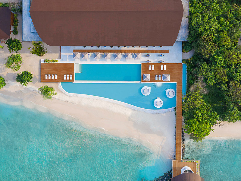 The Westin Maldives Miriandhoo Resort 16