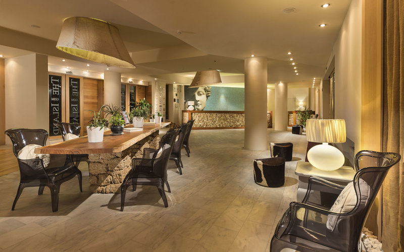The Island Hotel 6