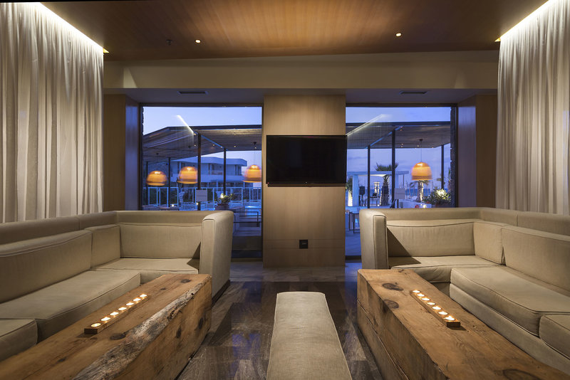 The Island Hotel 19