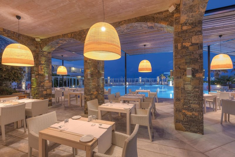 The Island Hotel 28