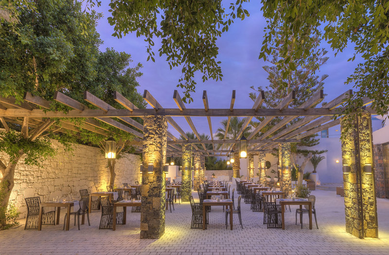 The Island Hotel 8