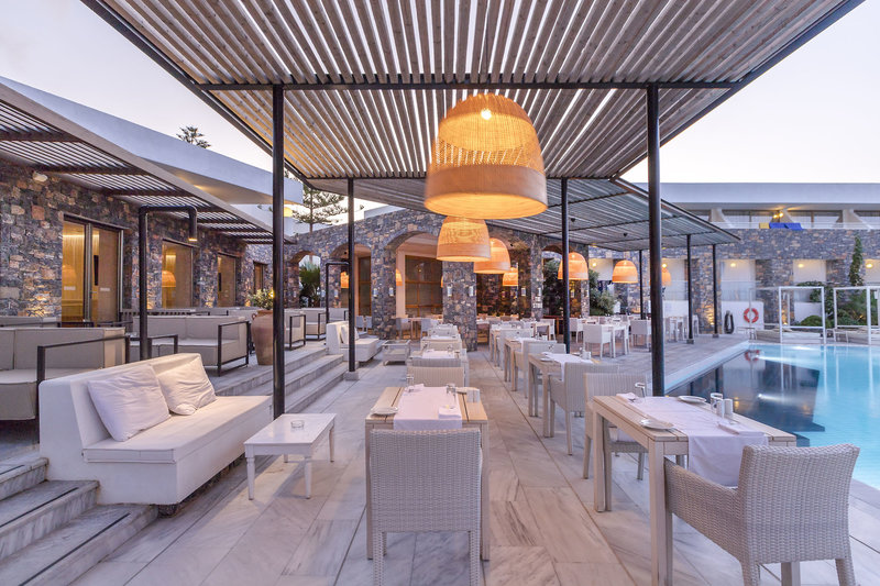 The Island Hotel 11