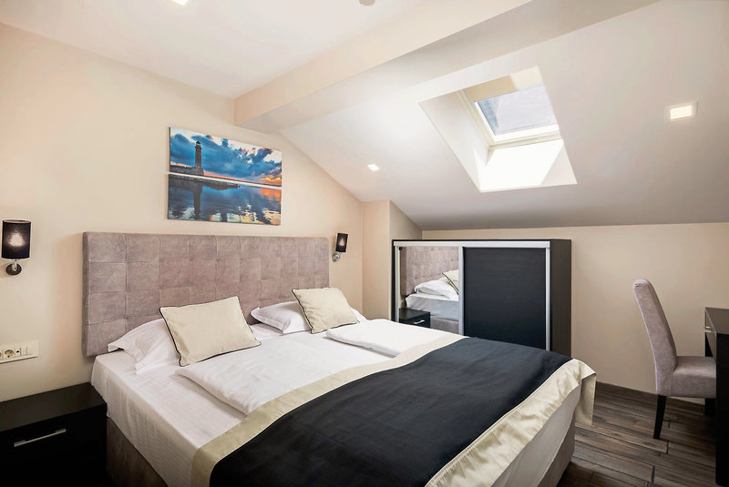 Central Beach 9 Makarska 19