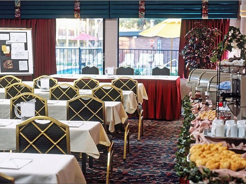 Mardi Gras Hotel & Casino 14