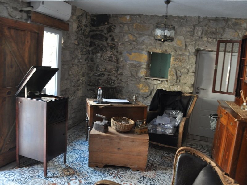 Livan Hotel Deluxe 14