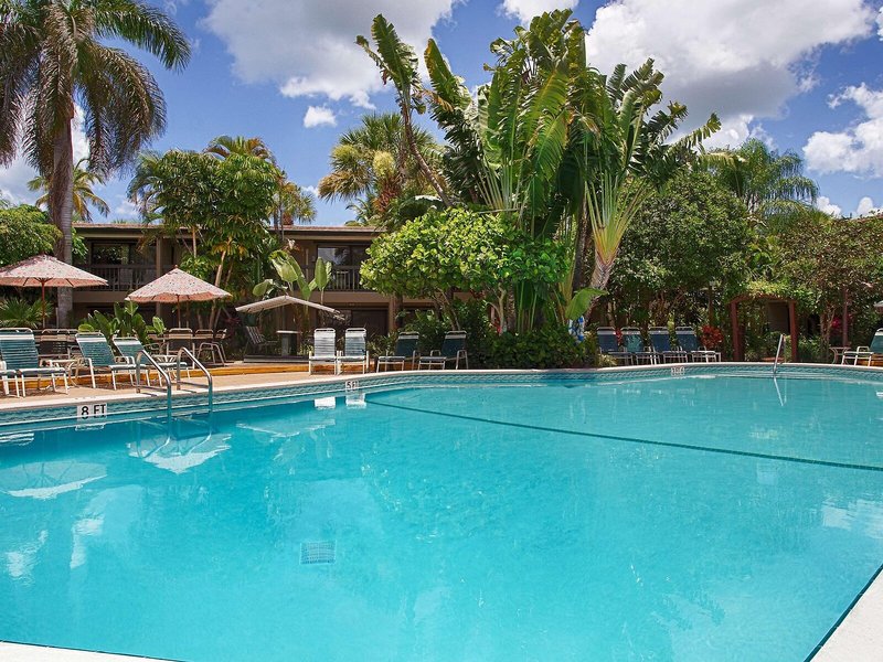 Best Western Naples Inn & Suites 16