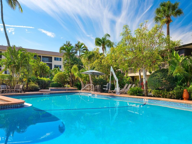 Best Western Naples Inn & Suites 18