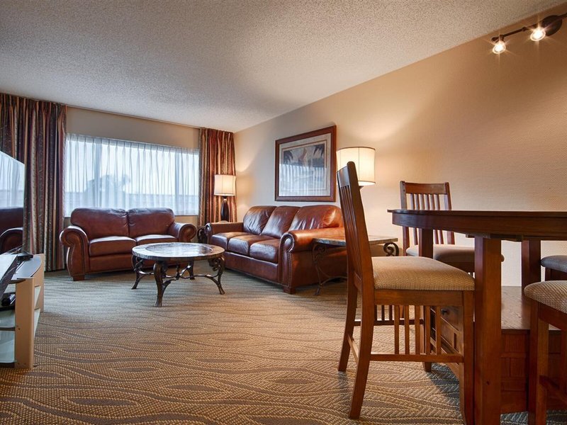 Best Western Naples Inn & Suites 21