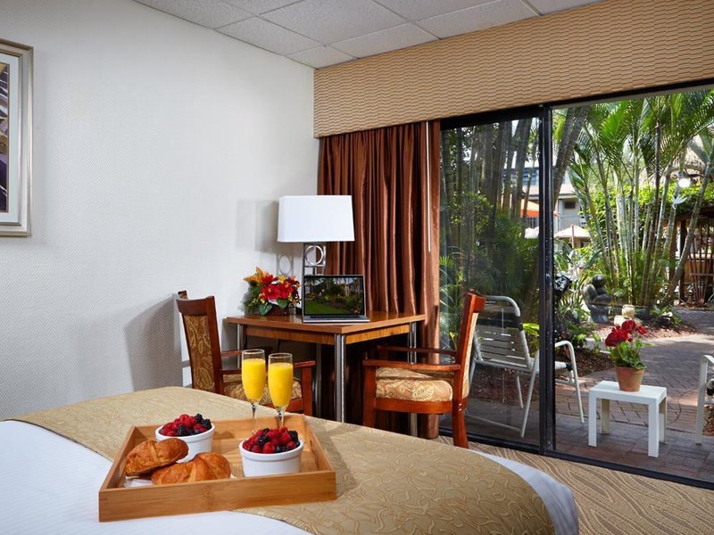Best Western Naples Inn & Suites 22