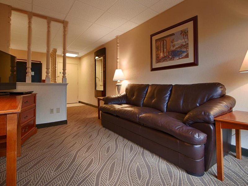 Best Western Naples Inn & Suites 28