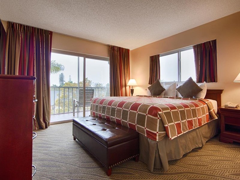 Best Western Naples Inn & Suites 31