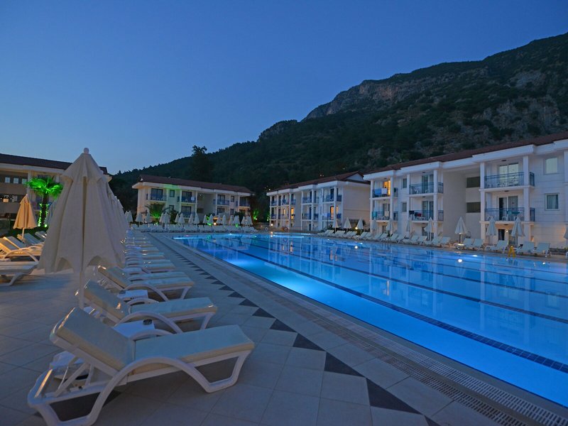 Belcekum Beach Hotel 15