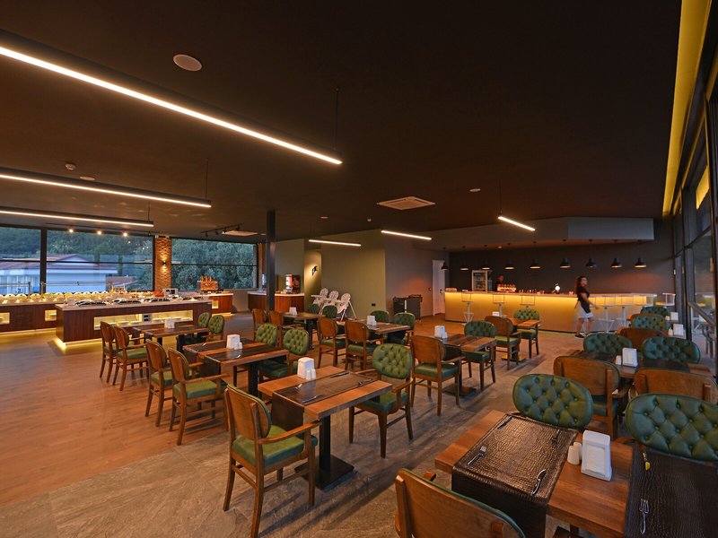 Belcekum Beach Hotel 26