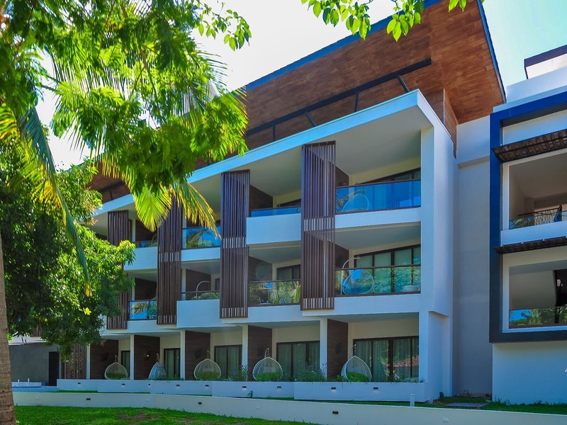 Azura Beach Resort 4