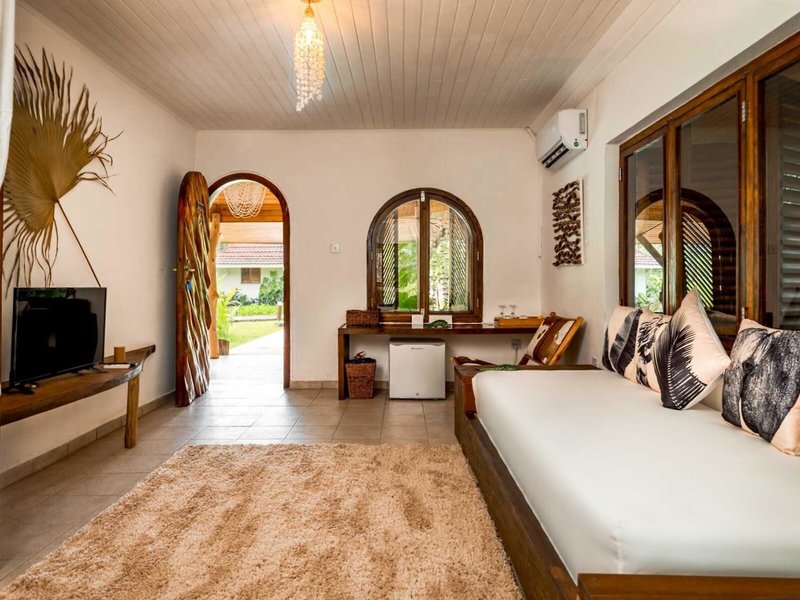 Bliss Hotel Praslin 20