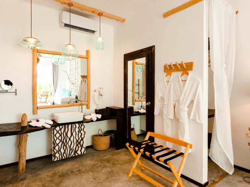 Bliss Hotel Praslin 41