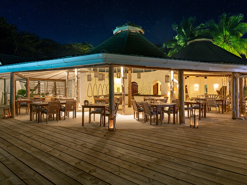 Bliss Hotel Praslin 11