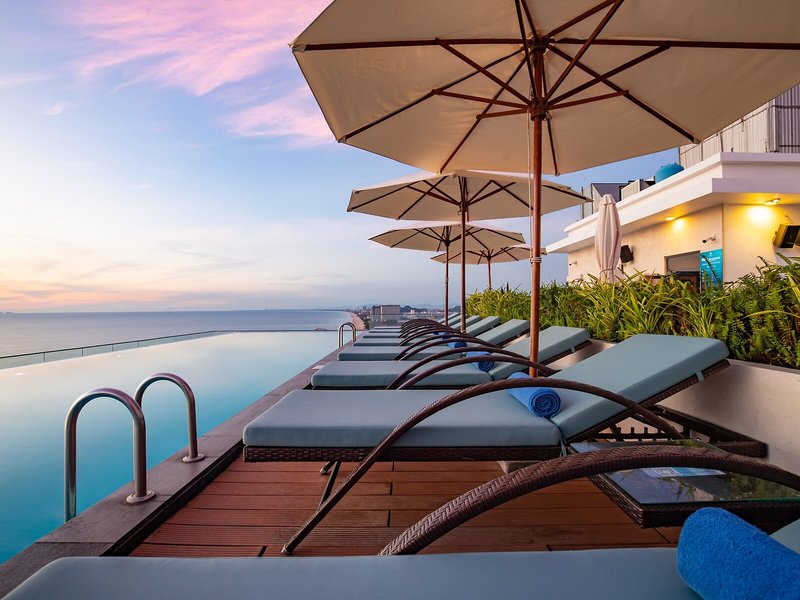 TMS Hotel Danang Beach 4