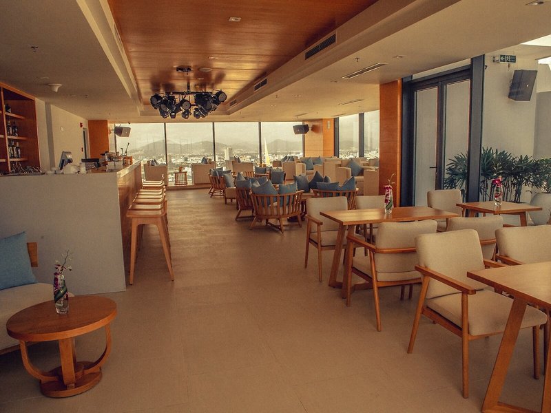 TMS Hotel Danang Beach 13