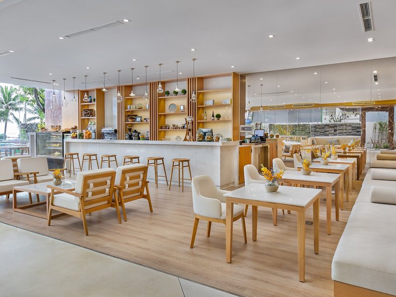 TMS Hotel Danang Beach 16