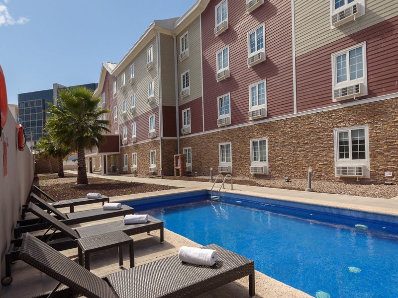 Extended Suites Cancun Cumbres 3