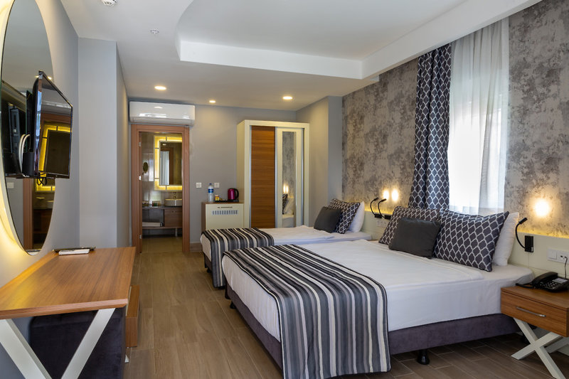 Greenwood Suites Resort 56