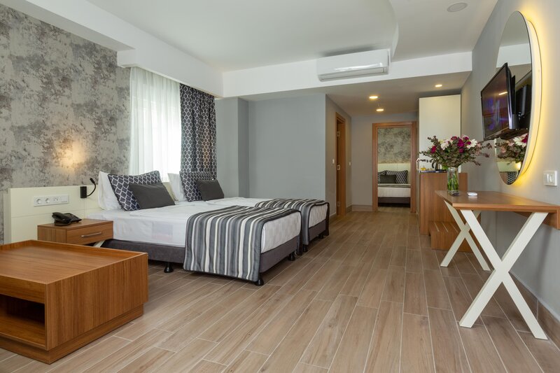 Greenwood Suites Resort 37