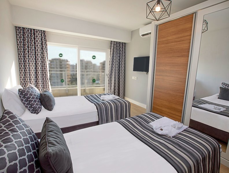 Sherwood Suites Resort 11