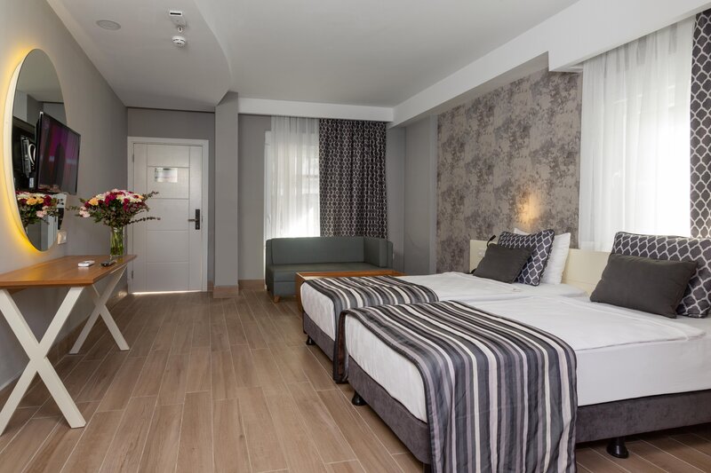 Greenwood Suites Resort 32