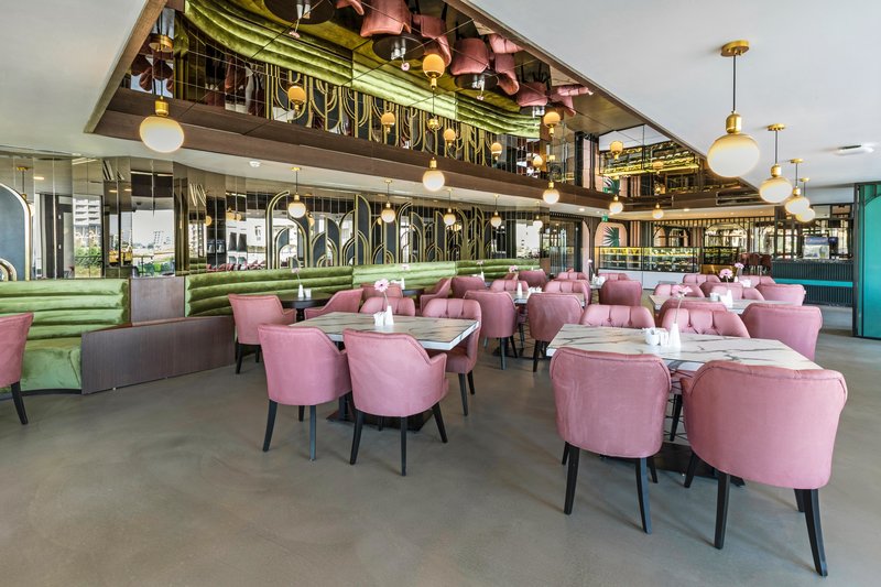 Greenwood Suites Resort 42