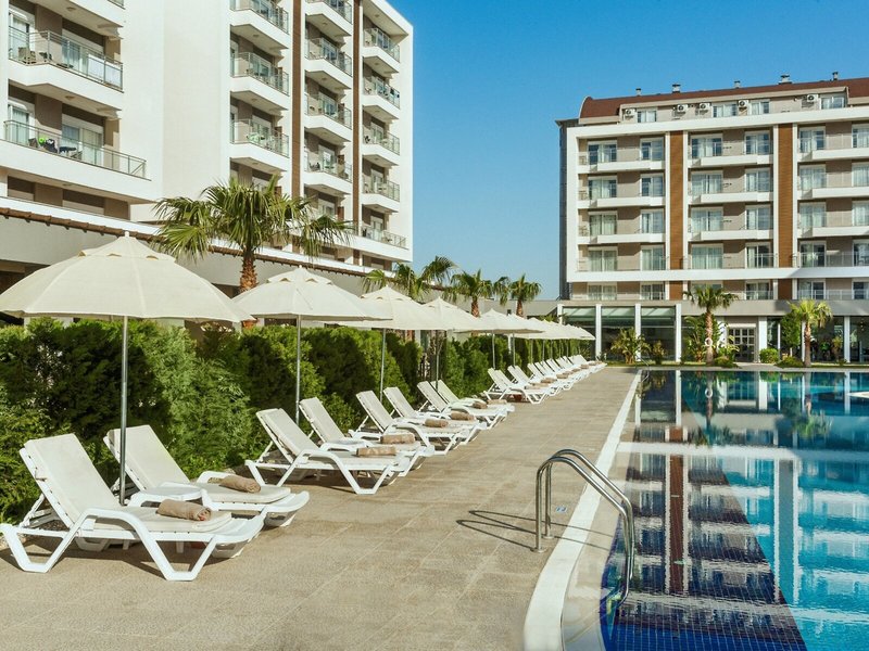 Sherwood Suites Resort 2