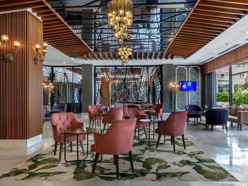 Sherwood Suites Resort 11