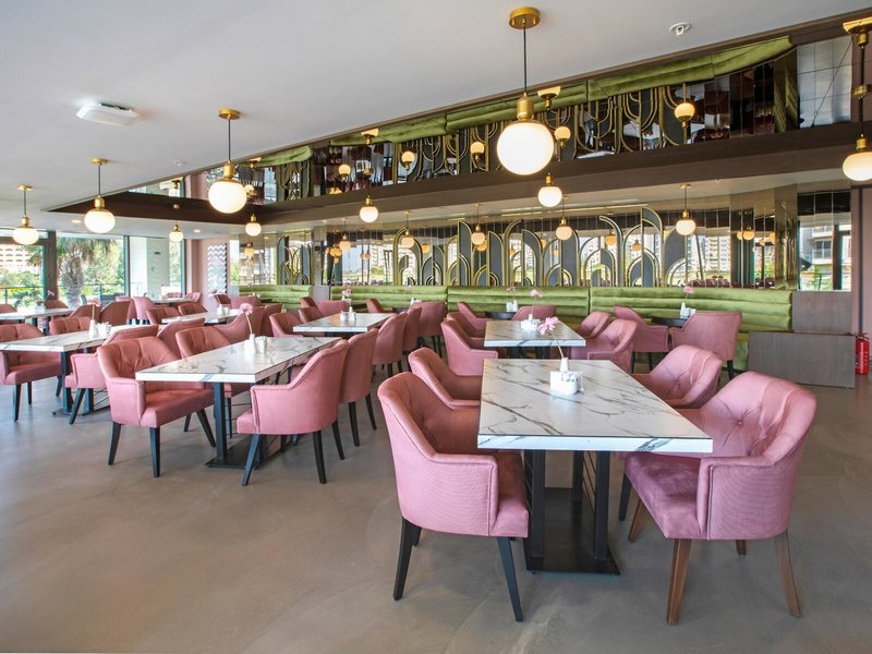 Sherwood Suites Resort 16